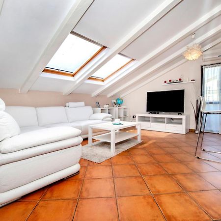 Apartment Camelia Rovinj Buitenkant foto